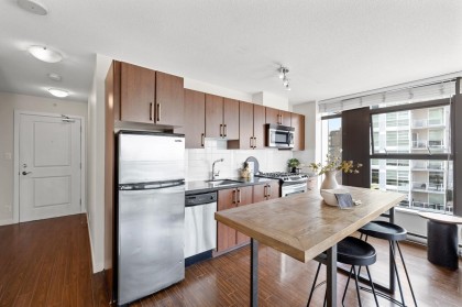 Photo 12 at 707 - 1068 W Broadway, Fairview VW, Vancouver West