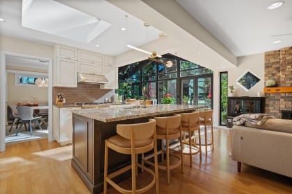 Photo 10 at 4613 Caulfeild Drive, Caulfeild, West Vancouver