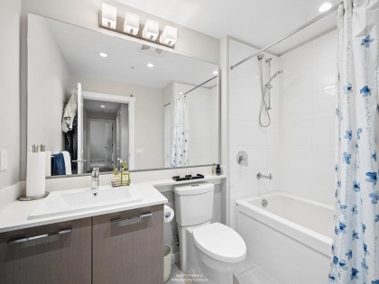 Photo 9 at 213 - 2651 Library Lane, Lynn Valley, North Vancouver