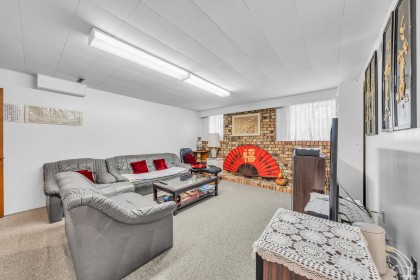Photo 12 at 580 W 64th Avenue, Marpole, Vancouver West