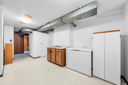 Photo 32 at 580 W 64th Avenue, Marpole, Vancouver West