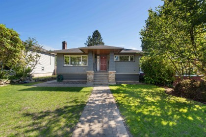 Photo 1 at 409 W 27th Street, Upper Lonsdale, North Vancouver