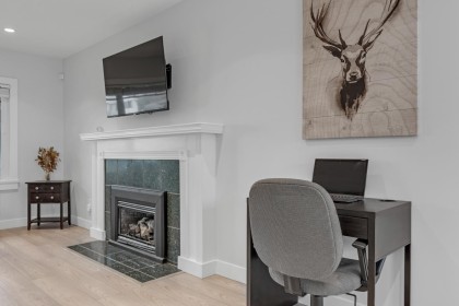 Photo 9 at 409 W 27th Street, Upper Lonsdale, North Vancouver