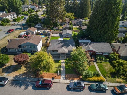 Photo 4 at 409 W 27th Street, Upper Lonsdale, North Vancouver