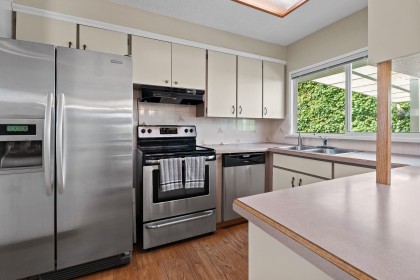Photo 11 at 3455 Highland Boulevard, Edgemont, North Vancouver