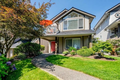 Photo 1 at 336 E 26th Street, Upper Lonsdale, North Vancouver