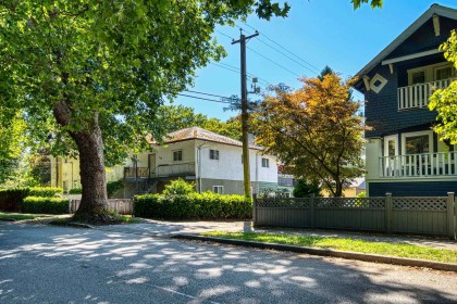 Photo 3 at 2675 Mackenzie Street, Kitsilano, Vancouver West