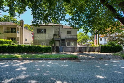 Photo 4 at 2675 Mackenzie Street, Kitsilano, Vancouver West