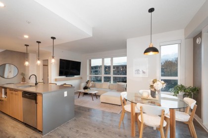 Photo 7 at 417 - 733 W 14th Street, Mosquito Creek, North Vancouver