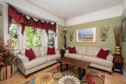 Photo 7 at 1560 Macgowan Avenue, Norgate, North Vancouver
