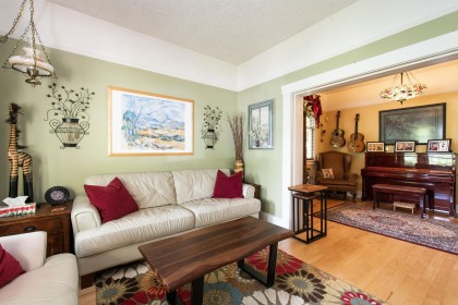 Photo 8 at 1560 Macgowan Avenue, Norgate, North Vancouver