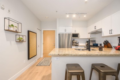 Photo 10 at 112 - 2601 Whiteley Court, Lynn Valley, North Vancouver