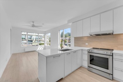 Photo 7 at 315 - 711 W 14th Street, Mosquito Creek, North Vancouver
