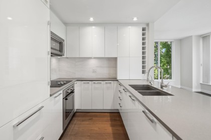 Photo 16 at 710 - 5728 Berton Avenue, University VW, Vancouver West