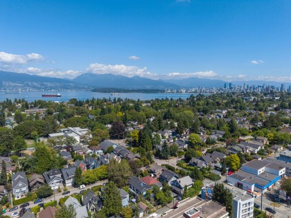 Photo 6 at 2413 Collingwood Street, Kitsilano, Vancouver West