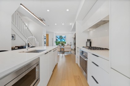 Photo 10 at 207 - 649 E 3 Street, Lower Lonsdale, North Vancouver