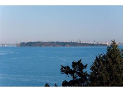 Photo 1 at 3699 Sunset Lane, West Bay, West Vancouver