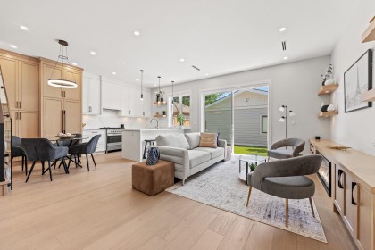 Photo 6 at 2 - 8578 Cartier Street, Marpole, Vancouver West