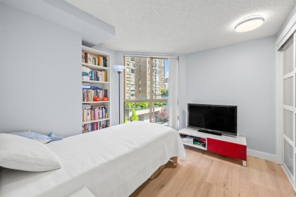 Photo 16 at 706 - 867 Hamilton Street, Downtown VW, Vancouver West