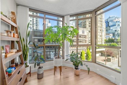 Photo 12 at 706 - 867 Hamilton Street, Downtown VW, Vancouver West