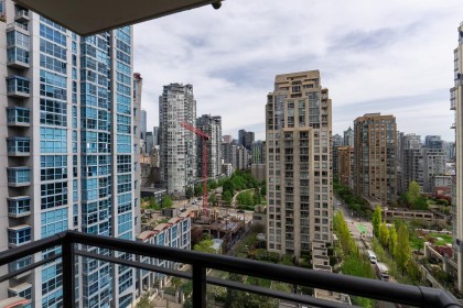 Photo 6 at 1703 - 1295 Richards Street, Downtown VW, Vancouver West