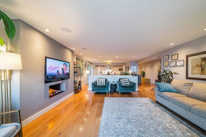 Photo 9 at 18 - 2214 Folkstone Way, Panorama Village, West Vancouver