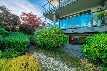 Photo 33 at 18 - 2214 Folkstone Way, Panorama Village, West Vancouver