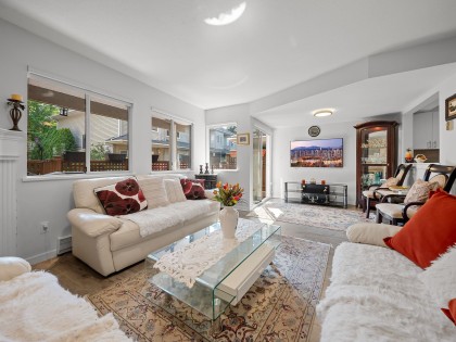 Photo 4 at 8 - 815 Tobruck Avenue, Mosquito Creek, North Vancouver