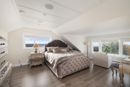 Photo 16 at 4050 St. Pauls Avenue, Upper Lonsdale, North Vancouver