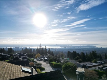 Photo 7 at 4050 St. Pauls Avenue, Upper Lonsdale, North Vancouver