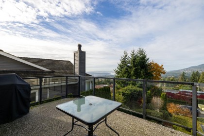 Photo 38 at 4050 St. Pauls Avenue, Upper Lonsdale, North Vancouver