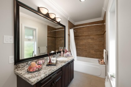 Photo 25 at 4050 St. Pauls Avenue, Upper Lonsdale, North Vancouver