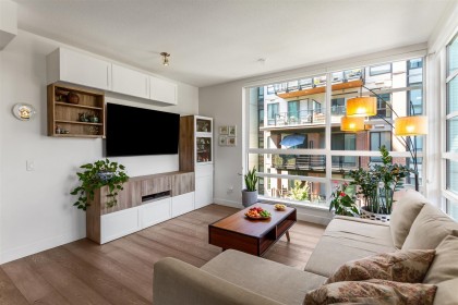 Photo 3 at 404 - 719 W 3rd Street, Harbourside, North Vancouver