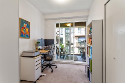 Photo 9 at 404 - 719 W 3rd Street, Harbourside, North Vancouver