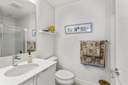 Photo 10 at 404 - 719 W 3rd Street, Harbourside, North Vancouver