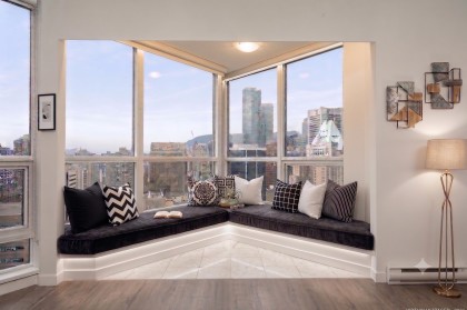 Photo 2 at 2110 - 833 Seymour Street, Downtown VW, Vancouver West