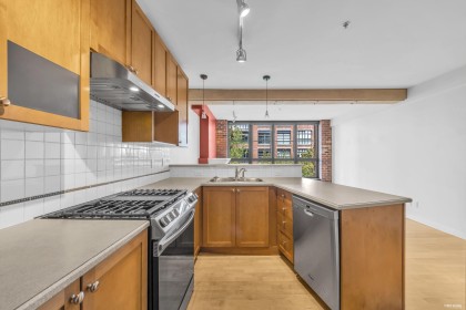Photo 9 at 404 - 1238 Homer Street, Yaletown, Vancouver West
