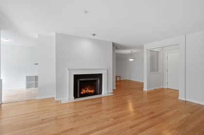 Photo 7 at 301 - 3680 Banff Court, Northlands, North Vancouver