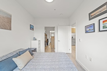 Photo 3 at 214 - 1621 Hamilton Avenue, Mosquito Creek, North Vancouver
