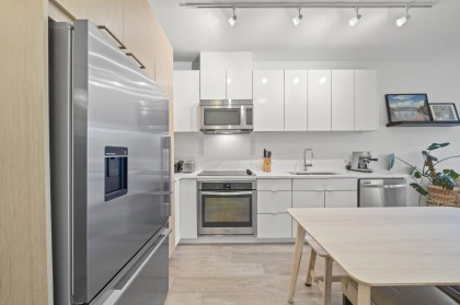 Photo 9 at 214 - 1621 Hamilton Avenue, Mosquito Creek, North Vancouver