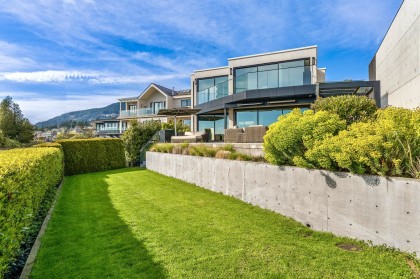 Photo 8 at 2356 Bellevue Avenue, Dundarave, West Vancouver