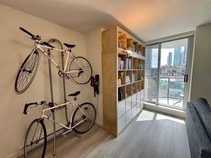 Photo 7 at 809 - 1212 Howe Street, Downtown VW, Vancouver West