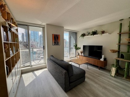 Photo 5 at 809 - 1212 Howe Street, Downtown VW, Vancouver West