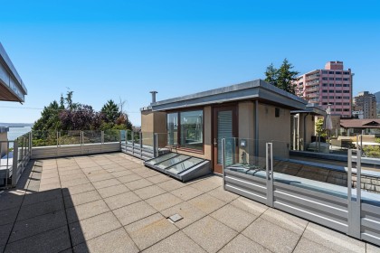Photo 5 at 2189 Argyle Avenue, Dundarave, West Vancouver