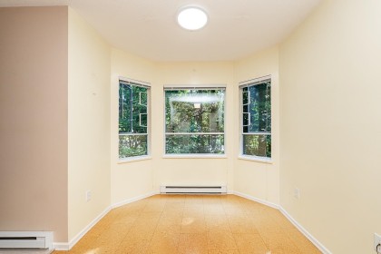 Photo 8 at 208 - 3690 Banff Court, Northlands, North Vancouver