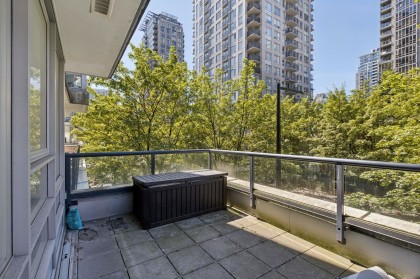 Photo 14 at 309 - 928 Beatty Street, Yaletown, Vancouver West