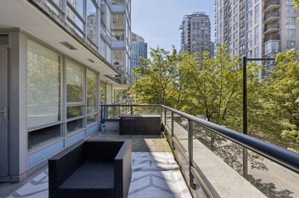Photo 18 at 309 - 928 Beatty Street, Yaletown, Vancouver West