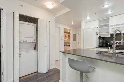 Photo 8 at 309 - 928 Beatty Street, Yaletown, Vancouver West