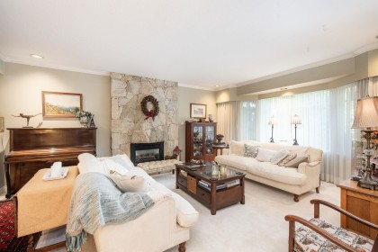 Photo 5 at 4594 Teviot Place, Canyon Heights NV, North Vancouver