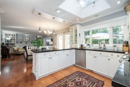 Photo 10 at 4594 Teviot Place, Canyon Heights NV, North Vancouver